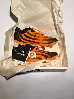 Kids Soccer Shoes Soft Spike Cleats 1Y